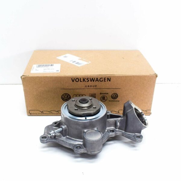 06M121013D - NEW AUDI A6 C8 ENGINE WATER PUMP 06M121013D ORIGINAL