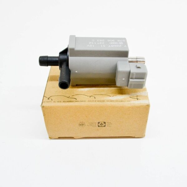 078906283C - NEW AUDI A3 8L SOLENOID VALVE 078906283A