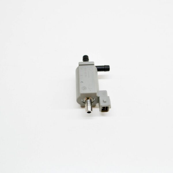 078906283C - NEW AUDI A3 8L SOLENOID VALVE 078906283A
