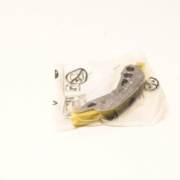 079109510E - NEW AUDI S4 B7 CHAIN LOWER GUIDE RAIL 079109510E 4 2 PETROL TIMING