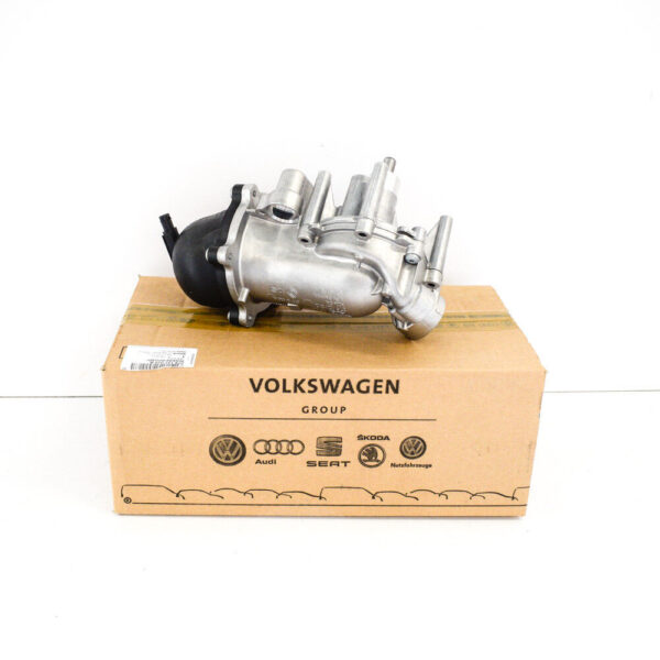 079121010B - NEW AUDI A8 4H WATER PUMP 0791210B 2017 4 0 PETROL 320KW ORIGINAL