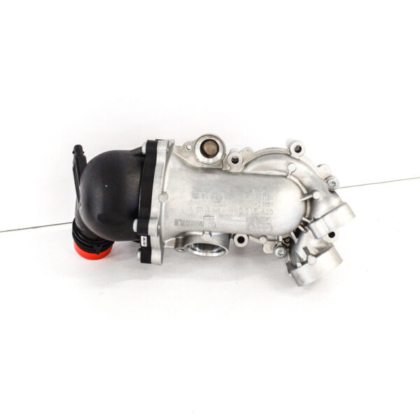 079121010B - NEW AUDI A8 4H WATER PUMP 0791210B 2017 4 0 PETROL 320KW ORIGINAL