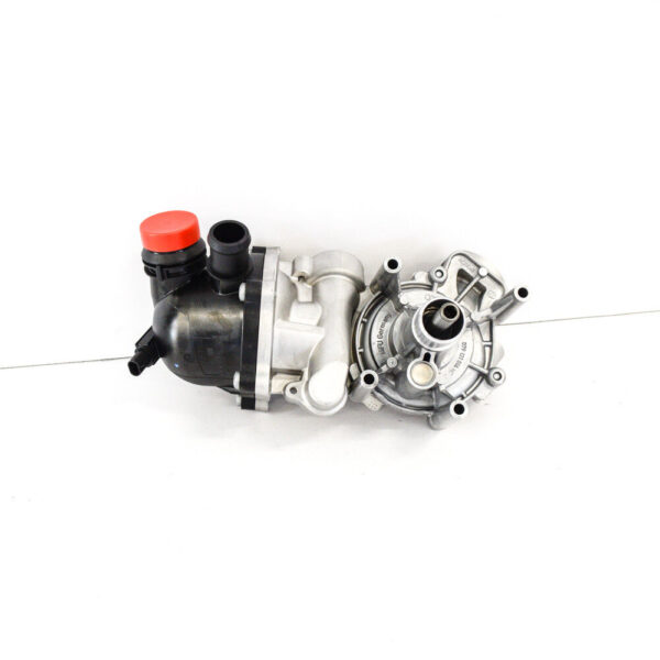 079121010B - NEW AUDI A8 4H WATER PUMP 0791210B 2017 4 0 PETROL 320KW ORIGINAL