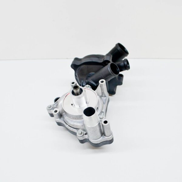 079121013T - NEW AUDI A8 4H D4 WATER PUMP ASSEMBLY 079121013T ORIGINAL