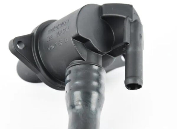 079133424T - NEW AUDI Q7 4L INTAKE SYSTEM VACUUM SYSTEM ADAPTER 079133424T