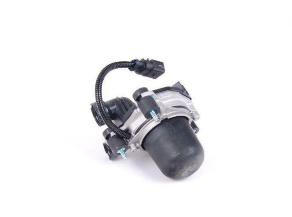 07K131333A - Volkswagen Beetle 9c Secondary Air Pump 07K131333A NEW REAL