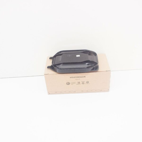 7L6941608 - Volkswagen EOS Front Headlight Cover Cap7L6941608 New ES GENUINE