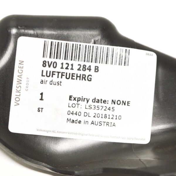 8V0121284B - NEW AUDI A3 8V RIGHT RADIATOR AIR DUCT 8V0121284B ORIGINAL