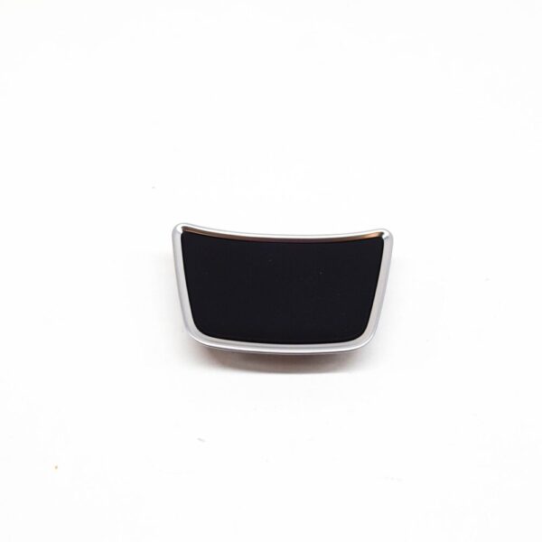 8V0419673A - Audi A3 convertible 8V steering wheel center cover cap trim 8V0419673AXHA NEW ORIGINAL