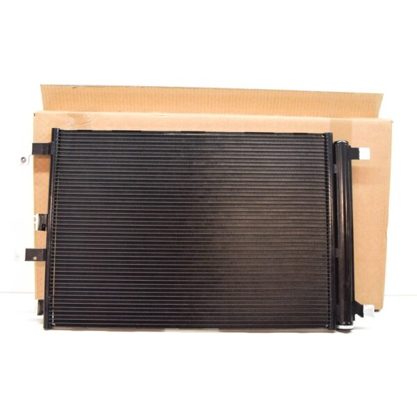 8V0816411A - NEW AUDI A3 RS3 8V A/C CONDENSER RADIATOR WITH FLUID RESERVOR 8V0816411A