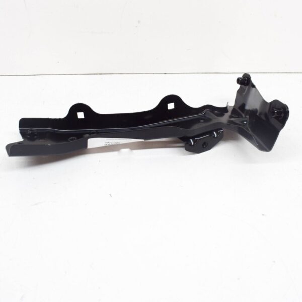 8V0821136B - Audi A3 Sportback 8V fender holder front right 8V0821136B NEW ORIGINAL