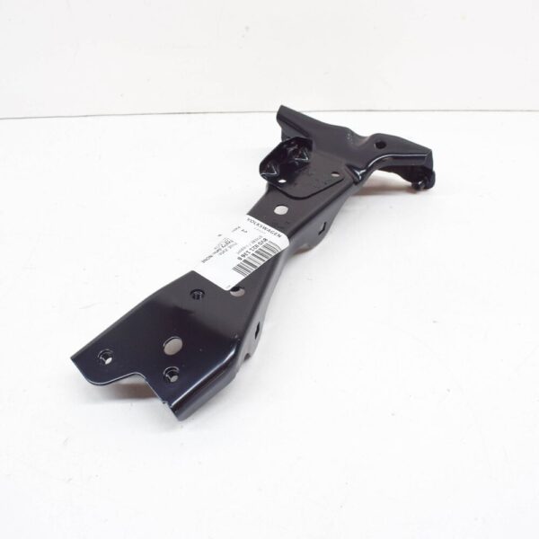 8V0821136B - Audi A3 Sportback 8V fender holder front right 8V0821136B NEW ORIGINAL