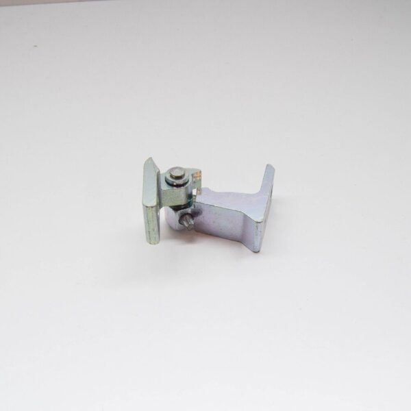 8V0831401 - AUDI A3 8V FRONT LEFT DOOR HINGE 8V0831401 NEW GENUINE