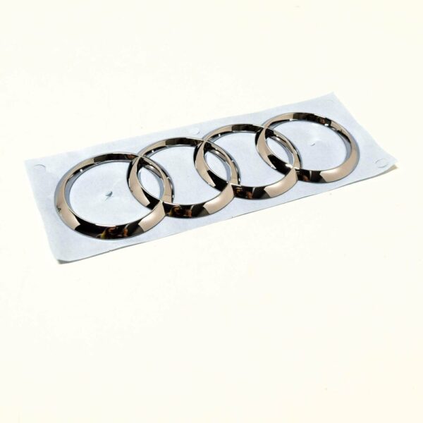 8V08537422ZZ - NEW AUDI TT 8S FRONT BONNET EMBLEM BADGE 8V08537422ZZ