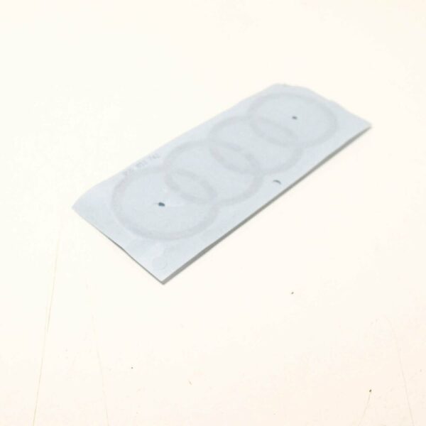 8V08537422ZZ - NEW AUDI TT 8S FRONT BONNET EMBLEM BADGE 8V08537422ZZ