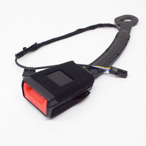 8V0857755GYLZ - NEW AUDI A3 S3 8V FRONT LEFT SEAT BELT BUCKLE LATCH RHD 8V0857755GYLZ