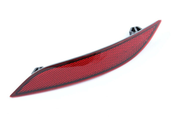 8V0945105 - NEW AUDI A3 SPORTBACK 8V BUMPER LEFT REAR REFLECTOR 8V0945105 ORIGINAL