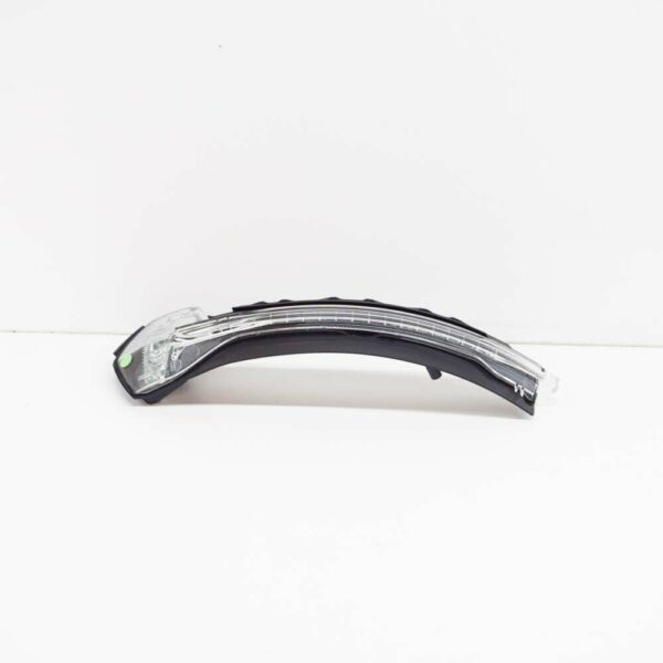 8V0949101C - NEW AUDI A3 8V FRONT LEFT DOOR TURN MIRROR INDICATOR 8V0949101C