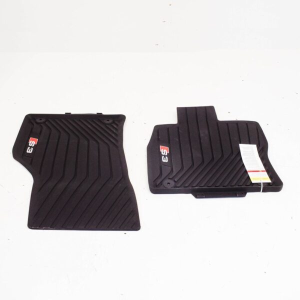 8V1061221B041 - NEW AUDI A3 FRONT FLOOR MAT SET LHD 8V1061221B041