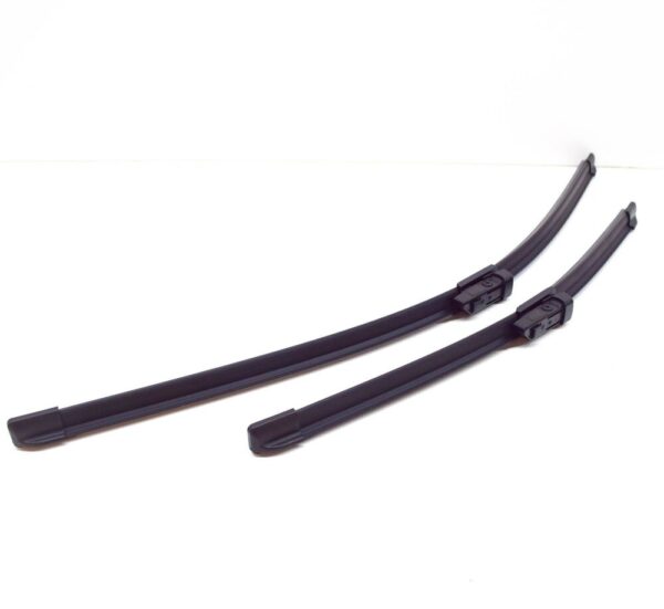 8V1998002B - Audi A3 8V windshield wiper blade set LHD 8V1998002B new REAL