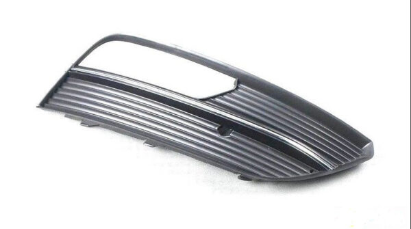 8V38076829B9 - Audi A3 8PA Front Bumper Right Side Grille 8V38076829B9 NEW GENUINE 2013
