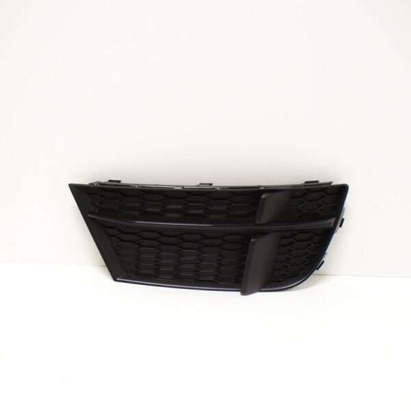 8V3807682NESM - Audi A3 8V Front Bumper Right Side Grille 8V3807682NESM NEW GENUINE