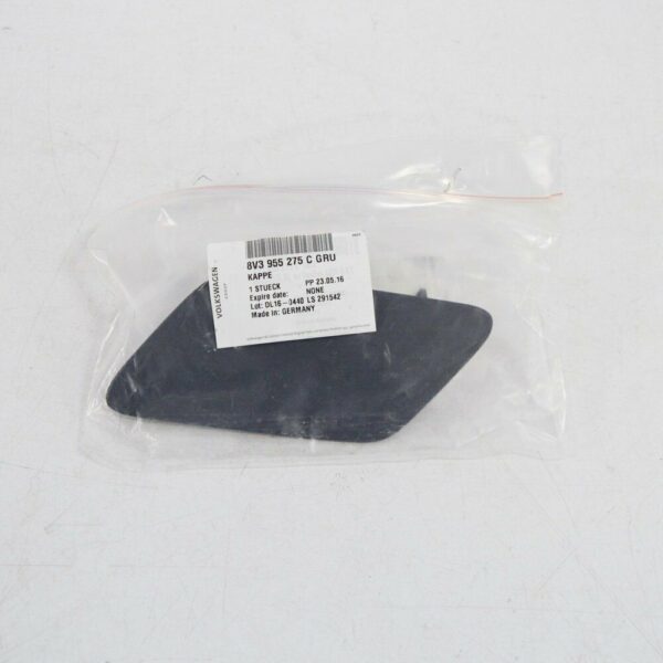 8V3955275CGRU - NEW AUDI A3 8V LEFT HEADLIGHT CLEANING CAP 8V3955275CGRU