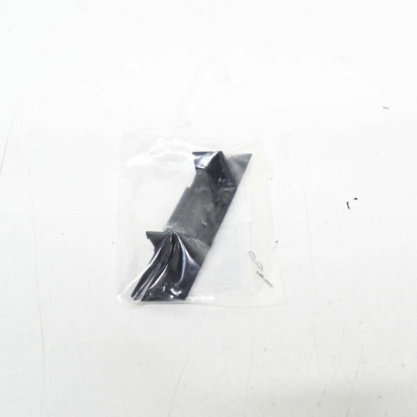 8V48537362ZZ - OEM Audi RS3 8V FRONT Radiator Grille Emblem Badge 8V48537362ZZ GENUINE