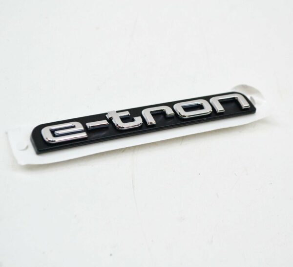 8V4853736A2ZZ - NEW AUDI A3 S 8V E-TRON FRONT RADIATOR GRILLE EMBLEM BADGE 8V4853736A2ZZ
