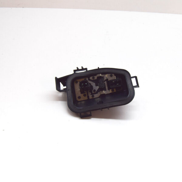 8V4945257C - Audi A3 8V Rear Left Outer Lamp Bulb Carrier 8V4945257C NEW GENUINE