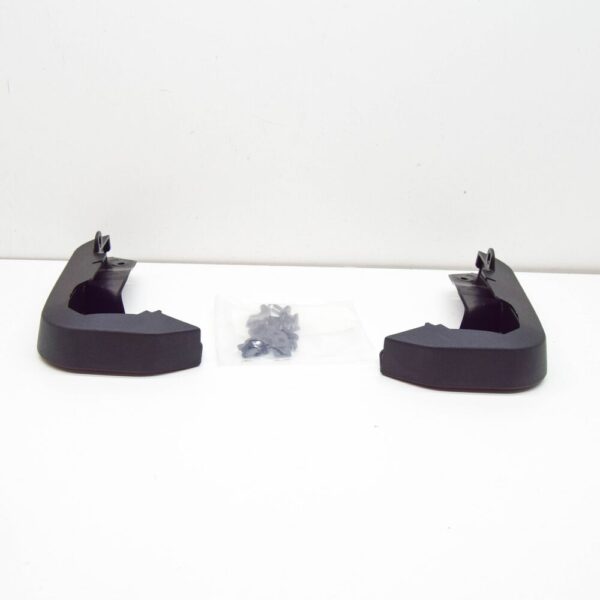 8V5075116 - AUDI A3 Sportback 8V Front Mudguard Kit 8V5075116 NEW GENUINE