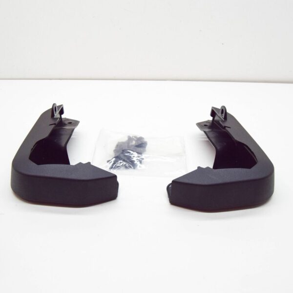 8V5075116 - AUDI A3 Sportback 8V Front Mudguard Kit 8V5075116 NEW GENUINE