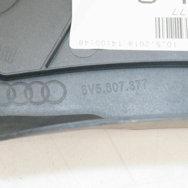 8V5807377 - OEM AUDI A3 8V REAR LEFT BUMPER BRACKET 8V5807377 GENUINE