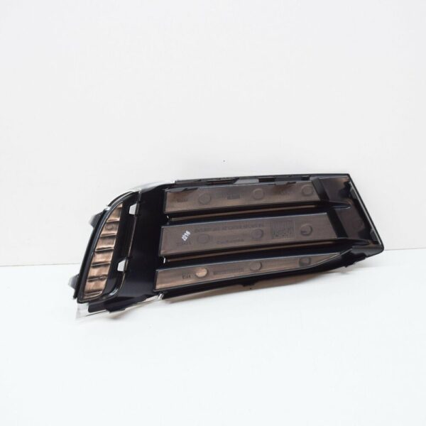 8V58076719B9 - NEW AUDI A3 8V FRONT LEFT GRILL 8V58076719B9 2017
