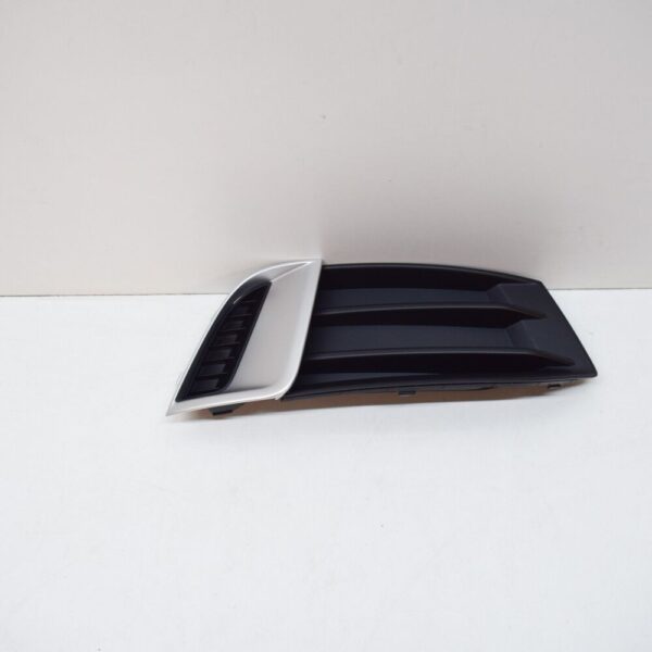 8V58076729B9 - Audi A3 8v1, 8vk Front Right Grill 8V58076729B9 NEW GENUINE