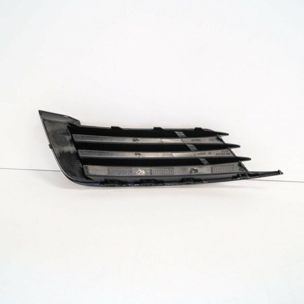8V58076829B9 - NEW AUDI A3 8V FRONT BUMPER LOWER RIGHT SIDE GRILLE 8V58076829B9 GENUINE / OEM