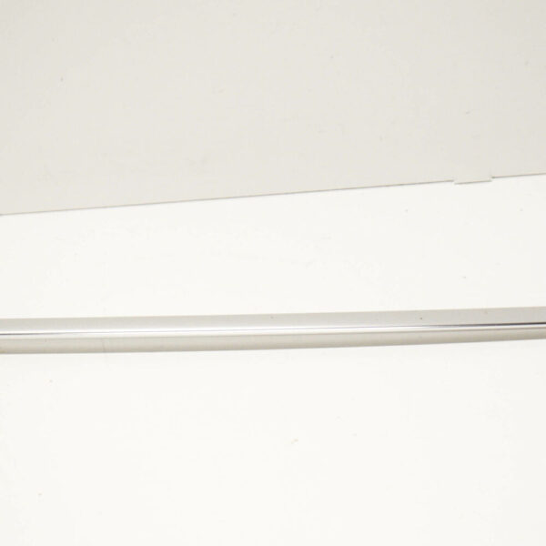 8V58376442ZZ - NEW AUDI A3 8V FRONT RIGHT CHROME DOOR REVEAL MOULDING 8V58376442ZZ
