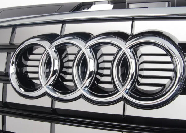8V5853651BT94 - NEW AUDI A3 8V FRONT RADIATOR GRILLE 8V5853651BT94 ORIGINAL