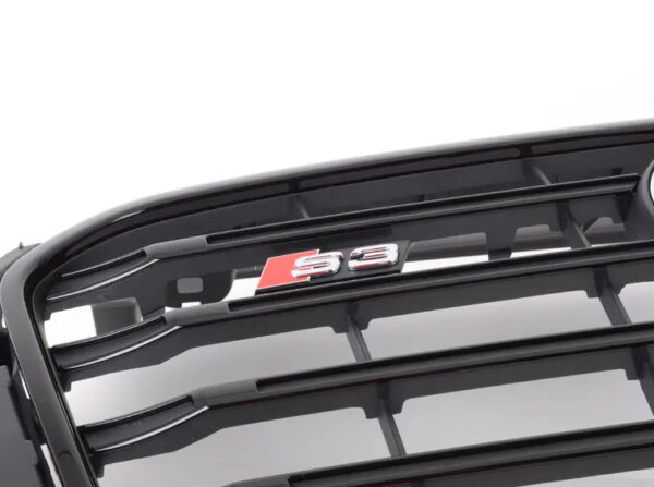 8V5853651DCKA - NEW AUDI A3 SPORTBACK 8V FRONT RADIATOR GRILLE 8V5853651DCKA ORIGINAL