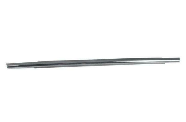 8V5853763AT94 - NEW AUDI A3 8V FRONT RIGHT DOOR WINDOW SLOT SEAL TRIM 8V5853763AT94 ORIGINAL