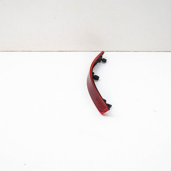 8V5945105A - Audi A3 8V rear bumper left reflector 8V5945105A new