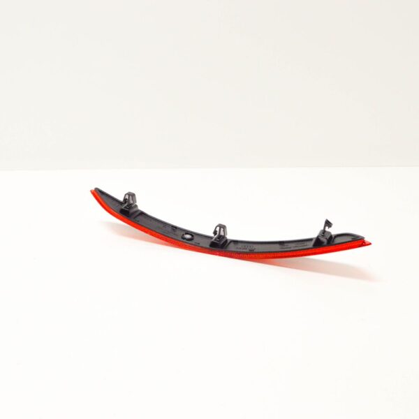 8V5945105B - Audi A3 8V Rear Bumper Reflector Left 8V5945105B NEW GENUINE
