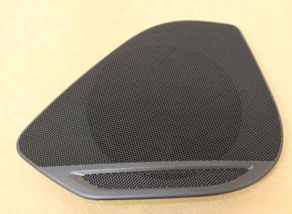 8W00354354PK - NEW AUDI A4 B9 SOUND SPEAKERS COVER 8W0035435 4PK 8W00354354PK ORIGINAL