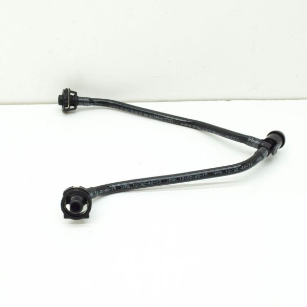 8W0121081DS - NEW AUDI A5 SPORTBACK F5 ENGINE BREATHER LINE 8W0121081DS ORIGINAL