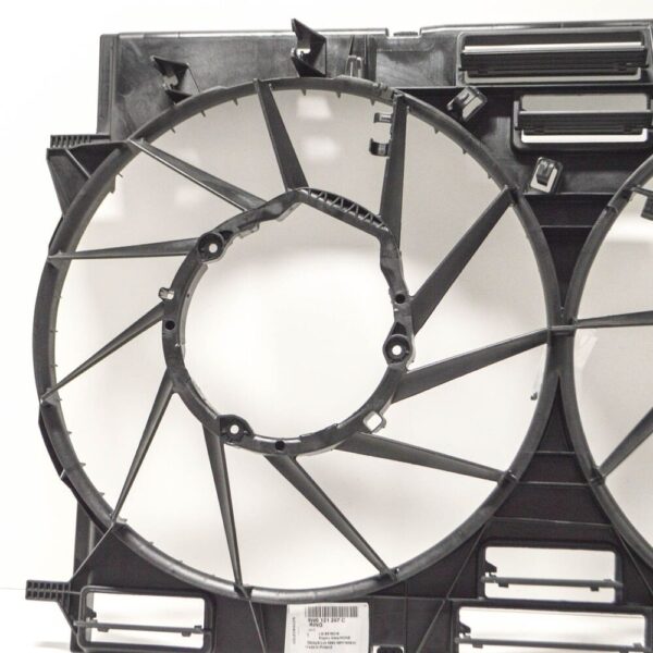8W0121207C - Audi Q7 4M MK2 Engine Cooling Fan Shroud 8W0121207C NEW GENUINE