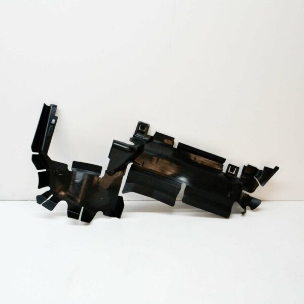 8W0121284BQ - NEW AUDI S4 B9 FRONT RIGHT SUPPORT AIR OUTER DUCT DEFLECTOR 8W0121284BQ ORIGINAL