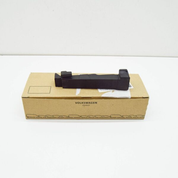 8W0807252A - AUDI A4 AVANT B9 FRONT RIGHT BUMPER FILLER PIECE 8W0807252A NEW GENUINE