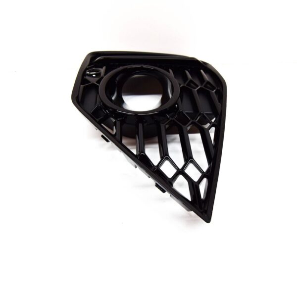 8W0807681AST94 - NEW AUDI RS4 B9 FRONT BUMPER LEFT SIDE FOG LIGHT GRILLE 8W0807681AST94 ORIGINAL