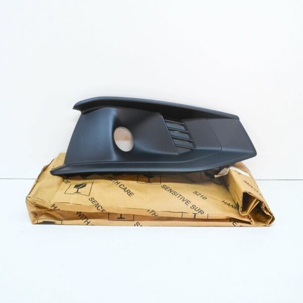 8W0807682AJ9B9 - NEW AUDI A4 AVANT B9 FRONT BUMPER RIGHT AIR GUIDE GRILLE 8W0807682AJ9B9