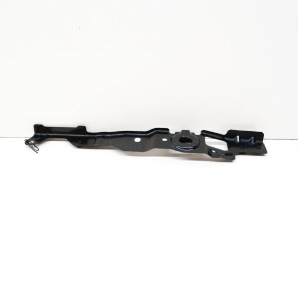 8W0809075A - NEW AUDI A4 B9 QUATTRO FRONT LEFT FENDER WING HOLDER 8W0809075A ORIGINAL
